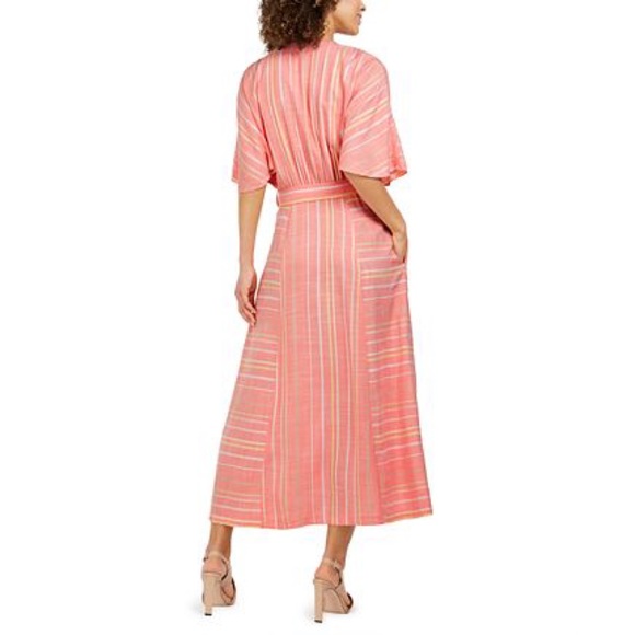 Calvin Klein - Picture 2 of 4